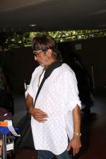 Shakti Kapoor Spotted At International Airport on 4th June 2017 (1)_5934d0bf6a824.JPG
