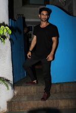 Sushant Singh Rajput Spotted At Olive Bar & Kitchen on 4th June 2017 (17)_5934f40949868.JPG
