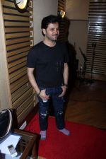 Dubbing Of Song Dil Mere Ab Kahin Aur Chal With Singer Javed Ali on 10th June 2017 (36)_593bede121a40.JPG