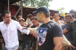 Salman Khan at I Love Mumbai Handing Over Of Public Utility Toilets on 9th June 2017 (23)_593b9d75e91a7.JPG