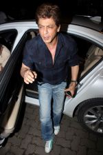 Shah Rukh khan at korner house 2 on 10th June 2017 (18)_593cc0ef55d0f.JPG