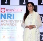 zeenat aman at NRI Achievers Award on 11th June 2017 (2)_593e288c192ce.jpg