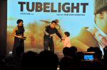 Salman Khan At Promotional Event Of Tubelight on 19th June 2017 (133)_5948b50e60a0e.JPG