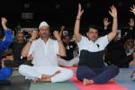 Jackie Shroff, Amruta Fadnavis celebrate World Yoga Day in Mumbai on 21st June 2017-1 (41)_594a74202d904.JPG