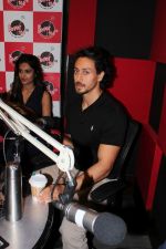 Tiger Shroff and Nidhhi Agerwal promote their upcoming film Munna Michael on Red FM on 22nd June 2017 (14)_594bd4ebeecff.JPG