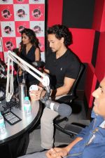 Tiger Shroff and Nidhhi Agerwal promote their upcoming film Munna Michael on Red FM on 22nd June 2017 (19)_594bd4d32fbcb.JPG