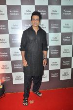 Sonu Sood at Baba Siddique Iftar Party in Mumbai on 24th June 2017 (177)_594fa60ae9955.JPG