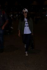 Sunny Leone Spotted At Airport on 29th June 2017 (8)_5955bd589dd59.JPG