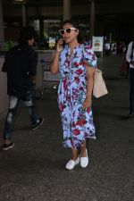 Kajol Spotted At Airport on 2nd July 2017 (10)_595a02f31a0d4.JPG