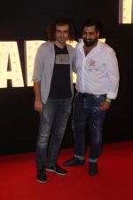 Imtiaz Ali at The Preview Of Song Beech Beech Mein From Jab Harry Met Sejal on 3rd July 2017 (10)_595b0b3f59d98.JPG