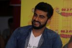 Arjun Kapoor at the Unveiling of New Song Of Mubarakan in Radio Mirchi on 6th July 2017 (154)_595e42b8d1c6d.JPG