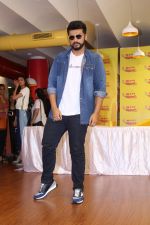Arjun Kapoor at the Unveiling of New Song Of Mubarakan in Radio Mirchi on 6th July 2017 (268)_595e42d28061c.JPG