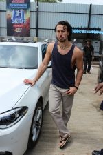 Tiger Shroff Spotted At Technical Rehearsals For Main Hoon Michael Concert on 6th July 2017 (9)_595e3c518724e.JPG