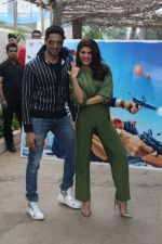 Sidharth Malhotra, Jacqueline Fernandez at Special Preview Of The Movie A Gentleman on 7th July 2017 (11)_5960477a3fc70.JPG