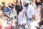 Ranveer Singh, Neha Dhupia Spotted before The Recording Of their Episode NoFilterNeha Season 2 on 10th July 2017(40)_59638953e3490.JPG