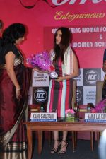 Yami Gautam At ICC Woman Achiever Awards on 12th July 2017 (19)_59661b875cf48.JPG