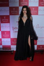  Red Carpet Preview Of Tanishq Collection on 13th July 2017 (93)_59686557b8241.JPG
