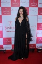  Red Carpet Preview Of Tanishq Collection on 13th July 2017 (94)_5968655878fb2.JPG