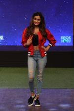 Nidhhi Agerwal at the Launch Of Song Beparwah on the sets of The Kapil Sharma Show on 13th July 2017 (210)_596863b0d0cb6.JPG