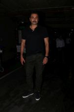 Bobby Deol Spotted At Airport on 15th July 2017 (15)_5969869e10a0f.JPG