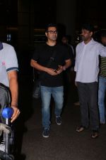 Arbaaz Khan Spotted At Airport on 17th July 2017 (9)_596ed75c1ddfe.JPG