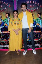Ayushmann Khurrana, Ashwiny Iyer Tiwari at the Trailer Preview Of Bareilly Ki Barfi on 19th July 2017(95)_596f890c98b5d.JPG