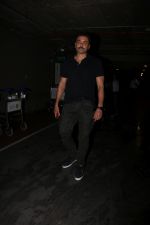 Bobby Deol Spotted At Airport on 18th July 2017 (10)_596ed79f25add.JPG