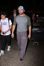 Sohail Khan Spotted At Airport on 17th July 2017 (20)_596ed8016f271.JPG