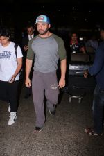 Sohail Khan Spotted At Airport on 17th July 2017 (23)_596ed80611cec.JPG
