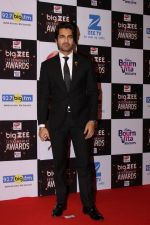 Arjan Bajwa At Red Carpet Of Big Zee Entertainment Awards 2017 on 29th July 2017 (94)_597d900f30a40.JPG