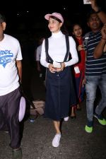 Jacqueline Fernandez spotted at airport on 29th July 2017 (16)_597d5a2f416da.JPG
