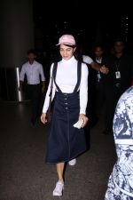 Jacqueline Fernandez spotted at airport on 29th July 2017 (2)_597d5a1c94587.JPG