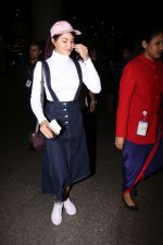 Jacqueline Fernandez spotted at airport on 29th July 2017 (5)_597d5a1f63143.JPG