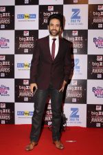 Tusshar Kapoor At Red Carpet Of Big Zee Entertainment Awards 2017 on 29th July 2017 (5)_597d934868941.JPG