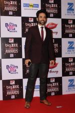 Tusshar Kapoor At Red Carpet Of Big Zee Entertainment Awards 2017 on 29th July 2017 (6)_597d93493a359.JPG