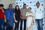 Asha Bhosle, Jackie Shroff, Shankar Mahadevan at the Launch OF Zanai Bhosle_s iAzre, Apple Store on 30th July 2017 (73)_597eab7a4d868.JPG