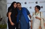 Asha Bhosle, Shankar Mahadevan  at the Launch OF Zanai Bhosle_s iAzre, Apple Store on 30th July 2017 (55)_597eabf7b0d28.JPG