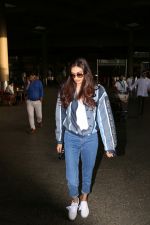 Athiya Shetty Spotted At Airport on 31st July 2017 (6)_597f6014265a4.JPG
