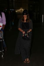 Ileana D_Cruz Spotted At Airport on 31st July 2017 (2)_597f5ff749c36.JPG
