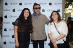 Jackie Shroff at the Launch OF Zanai Bhosle_s iAzre, Apple Store on 30th July 2017 (287)_597eab9138a63.JPG