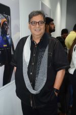 Subhash Ghai at the Launch OF Zanai Bhosle_s iAzre, Apple Store on 30th July 2017 (383)_597ead4dbfdca.JPG