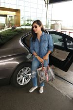 Sophie Choudry Spotted At Airport on 4th Aug 2017 (3)_5985c5cb0858b.JPG