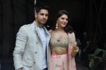 Sidharth Malhotra, Jacqueline Fernandez On The Set Of Comedy Dangal For A Gentleman Promotion on 7th Aug 2017 (92)_598829470c933.JPG