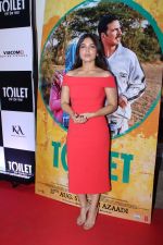 Bhumi Pednekar at the Special Screening Of Film Toilet Ek Prem Katha on 10th Aug 2017 (66)_598d6d1496313.JPG