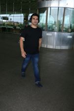 Arbaaz Khan Spotted At Airport on 12th Aug 2017 (7)_598f3c89c5d55.JPG