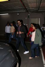 Ayushmann Khurrana Spotted At Airport on 12th Aug 2017 (1)_598f3ca04011f.JPG