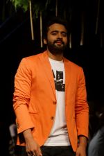 Jackky Bhagnani As A Guest For LFW 2017 on 16th Aug 2017 (11)_599564b2cf03a.JPG