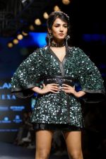 Sonal Chauhan Walks On Ramp For Sonal Verma At LFW Winter 2017 on 16th Aug 2017 (12)_59956585e93a1.JPG