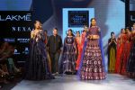 Saiyami Kher On Ramp Walks For Nachiket Barve As A Showstopper For LFW 2017 on 19th Aug 2017 (3)_59992ce0cacc4.JPG