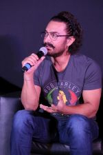 Aamir Khan at the Song Launch Of Film Secret Superstar on 21st Aug 2017 (17)_599bd079727c4.JPG